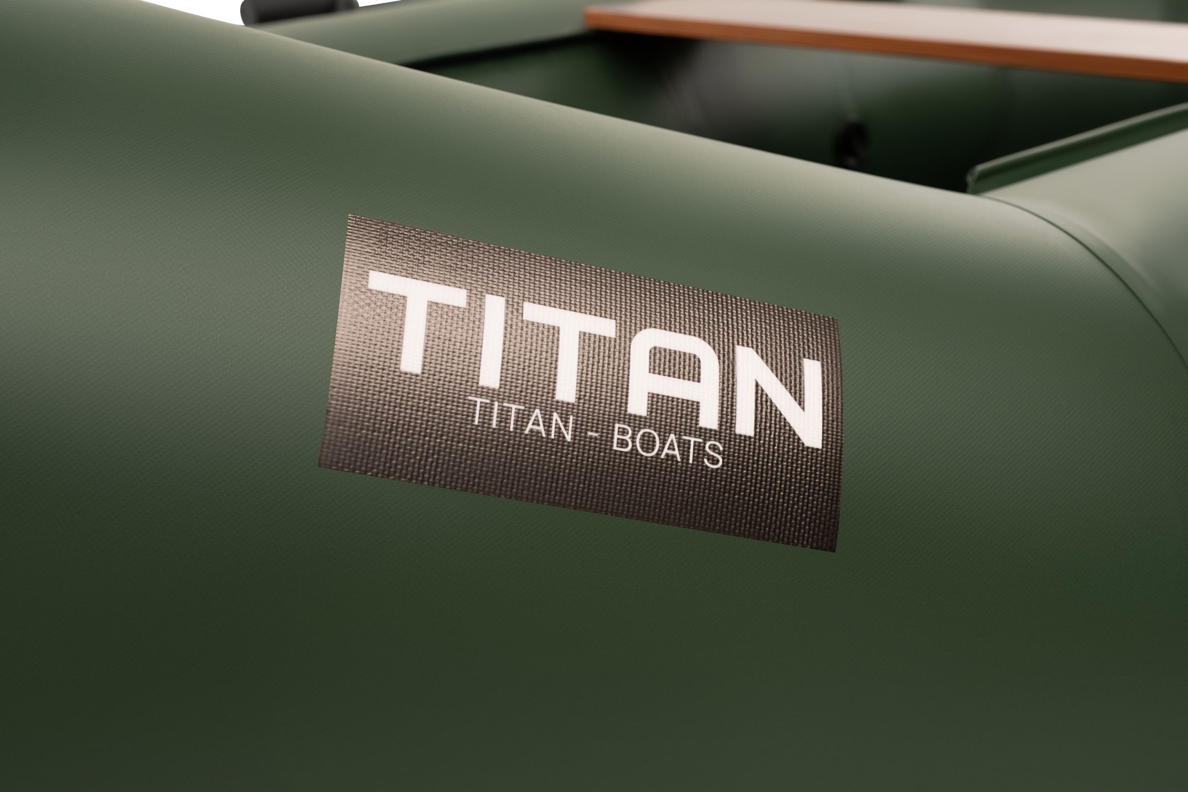 Titan 240 Про Titan 240 Про